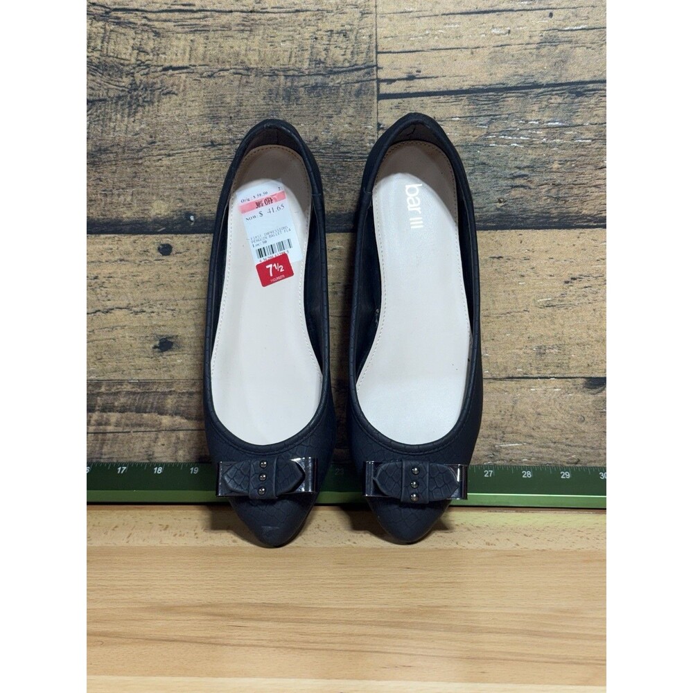 Bar III Flats Shoes Black Penguin Bow Flats Shoes 7.5- Flaking Poor Condition